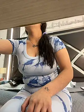 Snapshot of Mia_garcia28 chatting on 10/18/25, 07:58 Mia garcia28 online show from 10/18/25, 07:58