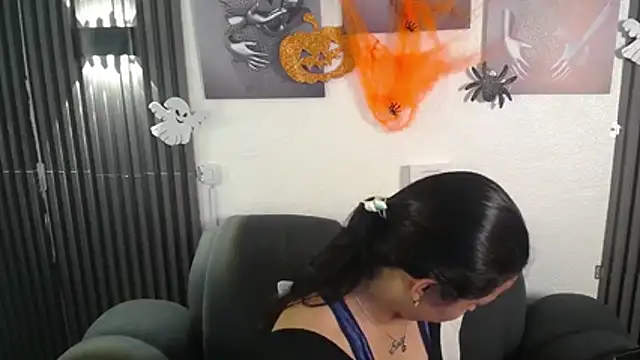 Snapshot of Mia_garcia28 chatting on 10/25/25, 07:52 Mia garcia28 online show from 10/25/25, 07:52