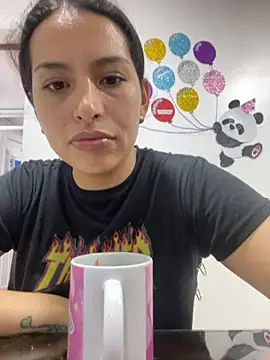 Snapshot of Mia_garcia28 chatting on 11/21/25, 07:12 Mia garcia28 online show from 11/21/25, 07:12