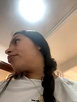 Snapshot of Mia_garcia28 chatting on 12/02/25, 12:54 Mia garcia28 online show from 12/02/25, 12:54