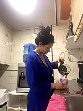 Mia garcia28 online show from 01/14/26, 07:52