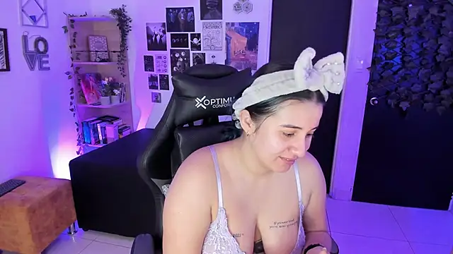 Lana Herondale online show from 11/25/25, 09:09