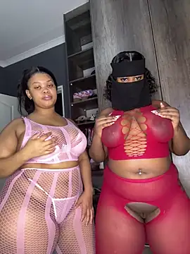 Thick Ass Barbiie online show from 02/19/26, 07:32