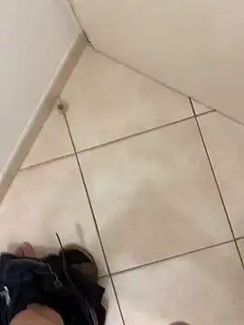 Snapshot of Chriscoki chatting on 10/04/25, 11:08 Chriscoki online show from 10/04/25, 11:08