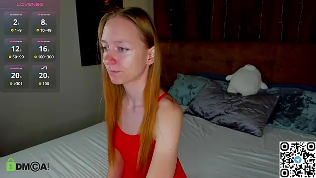 Mia E1fie online show from 09/14/25, 09:30