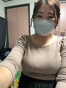 Snapshot of hima-wari0707 chatting on 12/02/25, 01:39 hima-wari0707 online show from 12/02/25, 01:39