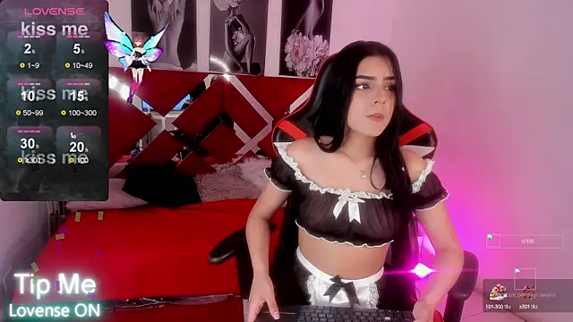 Snapshot of Talia_rouge chatting on 09/26/25, 08:57 Talia rouge online show from 09/26/25, 08:57