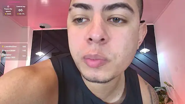 Snapshot of marco_garciia_ chatting on 03/12/26, 11:22 marco garciia online show from 03/12/26, 11:22