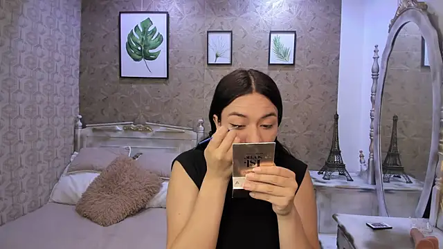 Dali collin online show from 09/12/25, 01:55