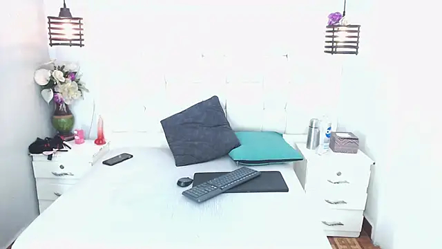 Atley Dolly online show from 09/13/25, 09:58