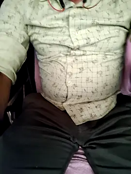 sexy boy hot lund online show from 03/07/26, 10:01