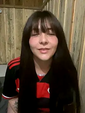 Snapshot of clara2111 chatting on 09/09/25, 12:10 clara2111 online show from 09/09/25, 12:10