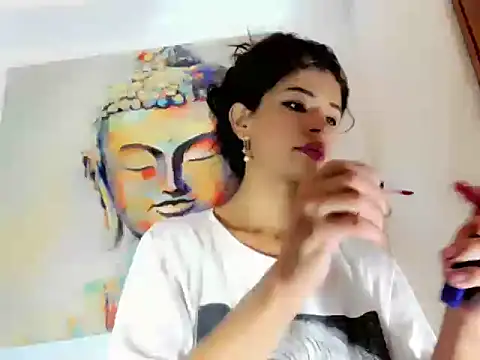 Snapshot of ravenous_charmer chatting on 09/11/25, 12:27 ravenous charmer online show from 09/11/25, 12:27