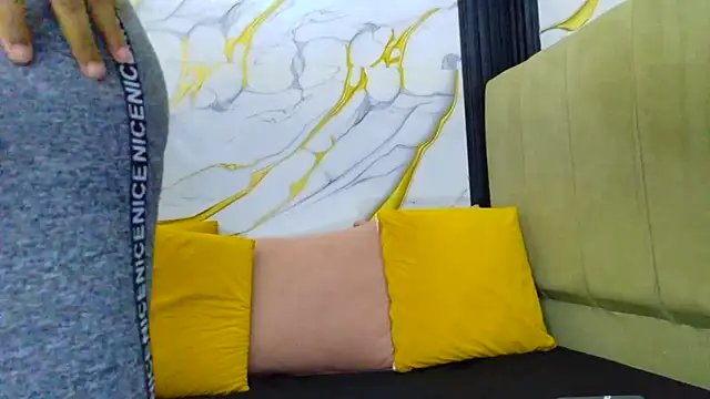 AmbarSmit online show from 04/09/26, 03:28