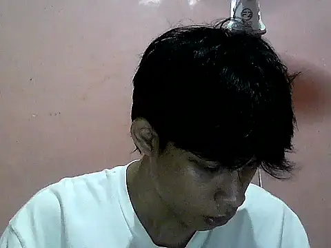 Snapshot of Kyoshi_19 chatting on 11/12/25, 02:17 Kyoshi 19 online show from 11/12/25, 02:17