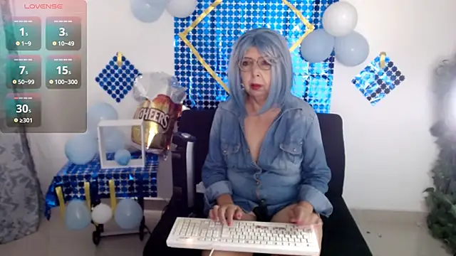 ruth blue21 online show from 09/22/25, 02:41