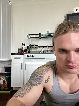 Snapshot of King_Kev_ chatting on 06/08/26, 05:02 King Kev online show from 06/08/26, 05:02