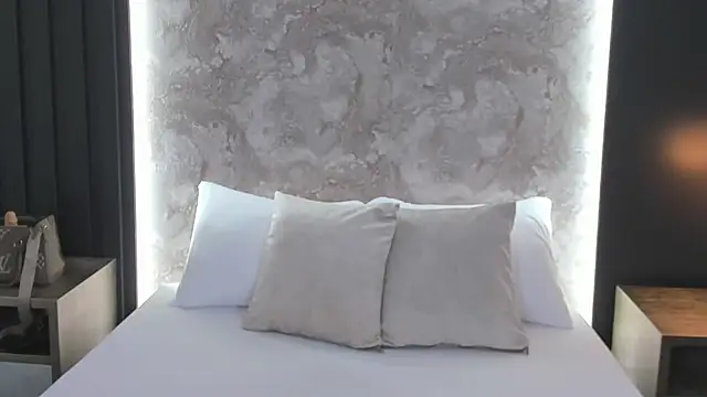saliha pinky online show from 09/21/25, 02:13