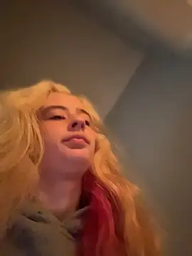 SeccySerena online show from 04/10/26, 05:06