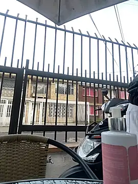 Snapshot of Sallem_Pink chatting on 01/17/26, 11:15 Sallem Pink online show from 01/17/26, 11:15