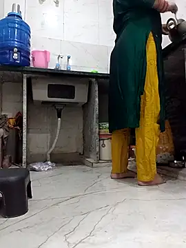 kajal 01raj online show from 11/08/25, 05:07