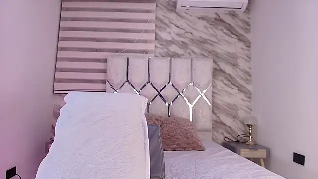 cataleya ebony  online show from 02/17/26, 03:03