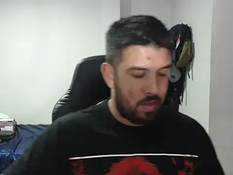 Axel11113 online show from 09/30/25, 03:11