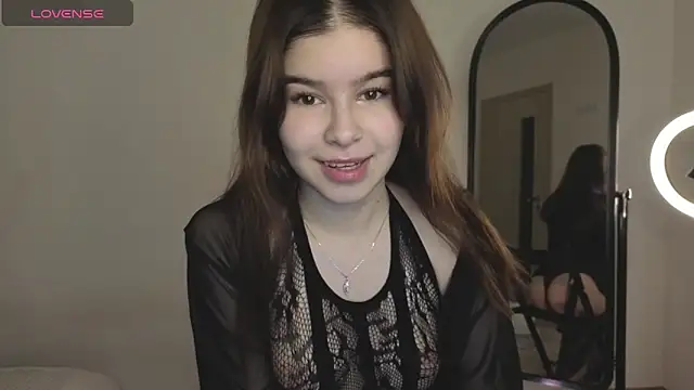 Snapshot of sladkoezzzka chatting on 09/15/25, 04:40 sladkoezzzka online show from 09/15/25, 04:40