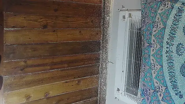 g0lden are0las89 online show from 09/19/25, 10:16