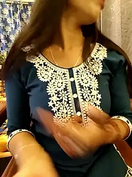 priya 26 online show from 05/03/26, 10:32