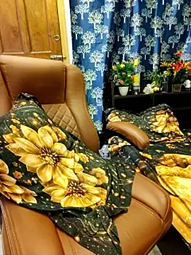 priya 26 online show from 05/11/26, 02:45