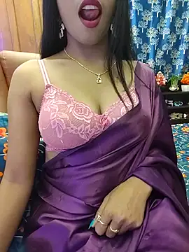 priya 26 online show from 06/17/26, 11:12