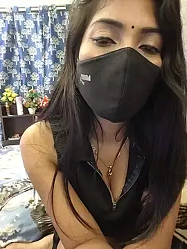priya 26 online show from 07/13/26, 11:51