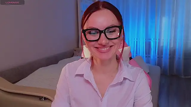 Snapshot of Ginger_Jessy_ chatting on 04/27/26, 04:05 Ginger Jessy online show from 04/27/26, 04:05