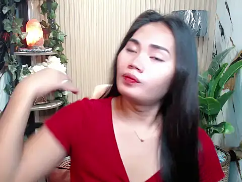 Snapshot of sluttyprincess0 chatting on 12/20/25, 11:45 sluttyprincess0 online show from 12/20/25, 11:45