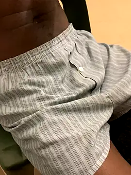 Snapshot of Callmebabyfa53 chatting on 10/25/25, 04:35 Callmebabyfa53 online show from 10/25/25, 04:35