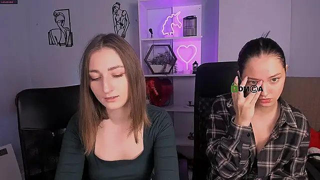 Snapshot of eva_smiith_ chatting on 11/28/25, 06:38 eva smiith online show from 11/28/25, 06:38