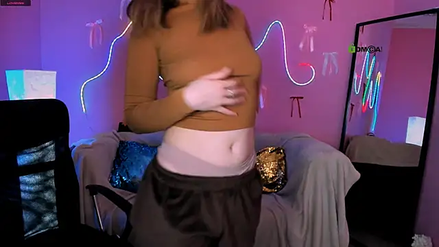 eva smiith  online show from 03/11/26, 06:52