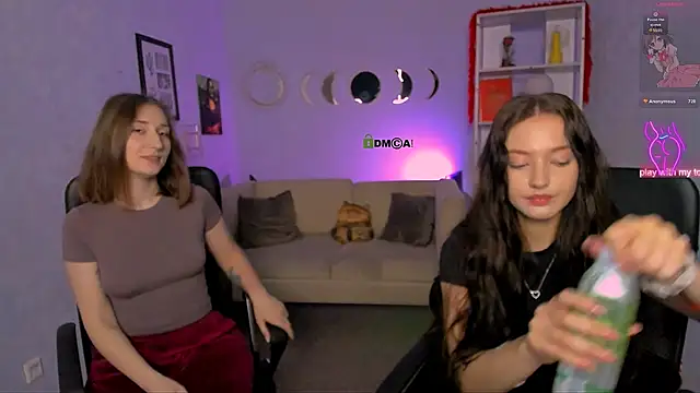 eva smiith  online show from 05/18/26, 05:57
