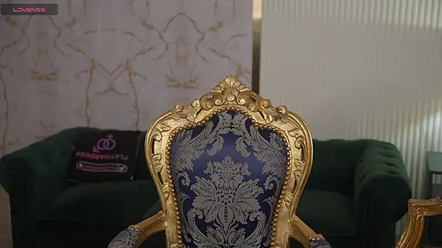 Snapshot of Esmie_Smile chatting on 02/19/26, 12:06 Esmie Smile online show from 02/19/26, 12:06