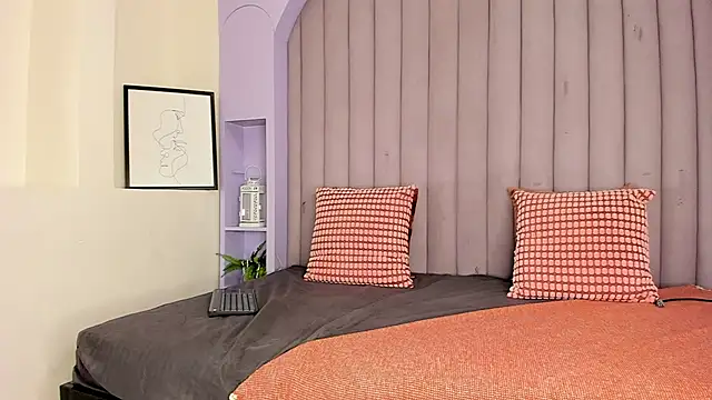 RiriiBrunette   online show from 10/15/25, 07:58