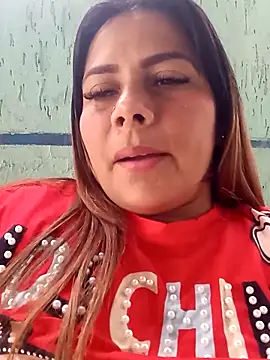 Snapshot of camila_rogue chatting on 10/11/25, 01:31 camila rogue online show from 10/11/25, 01:31