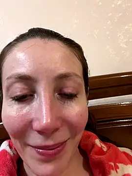 HellaryTourent online show from 11/27/25, 06:10