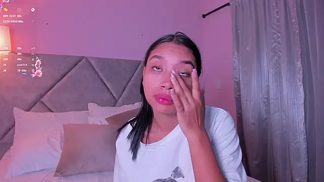 Snapshot of MissPocahontass chatting on 09/12/25, 11:21 MissPocahontass online show from 09/12/25, 11:21