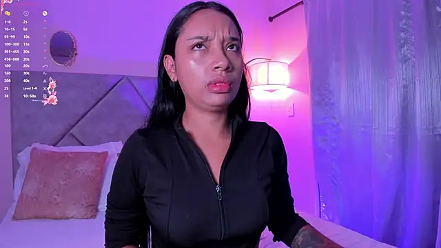 Snapshot of MissPocahontass chatting on 09/24/25, 11:35 MissPocahontass online show from 09/24/25, 11:35