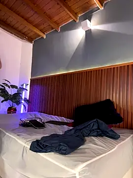 Snapshot of MarilynSmith01 chatting on 11/01/25, 09:06 MarilynSmith01 online show from 11/01/25, 09:06