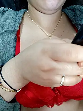 Queen-15 online show from 12/15/25, 10:25