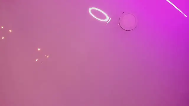 Snapshot of Rachell_Ross_ chatting on 09/13/25, 08:41 Rachell Ross online show from 09/13/25, 08:41