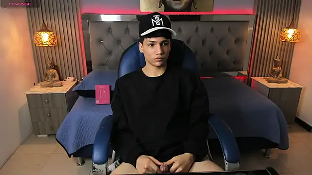 SamBlack  online show from 02/20/26, 12:49