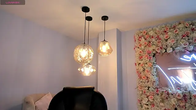 AgathaKondo  online show from 02/09/26, 09:19